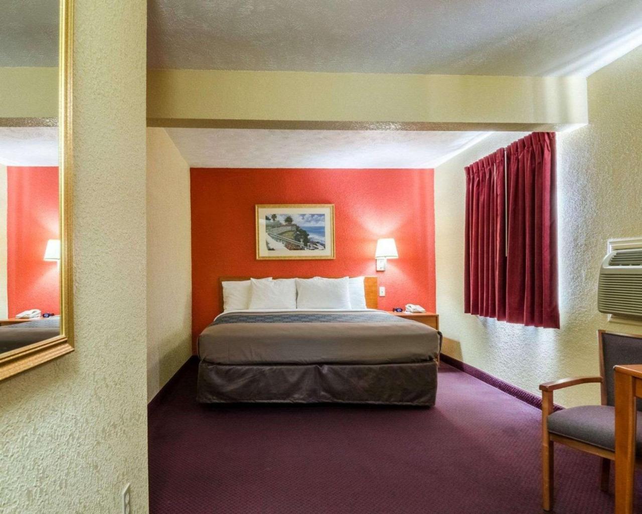 Econo Lodge Ottawa Extérieur photo