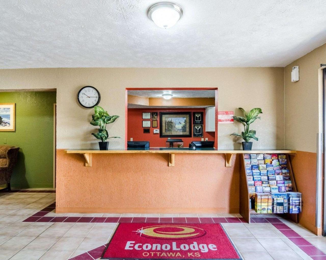 Econo Lodge Ottawa Extérieur photo